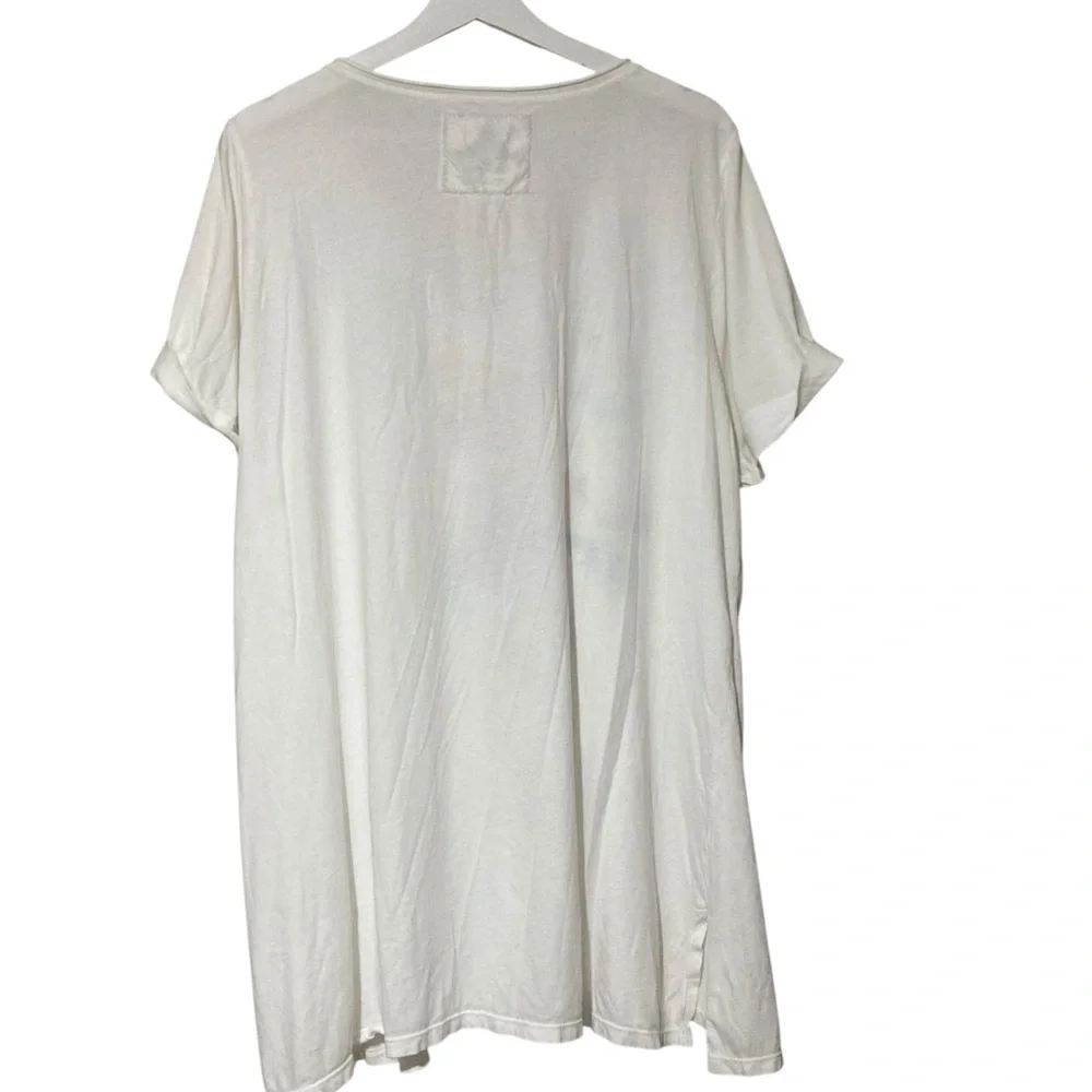 Johnny Was Deep V-Neck Cotton Tee - Picture 4 of 12